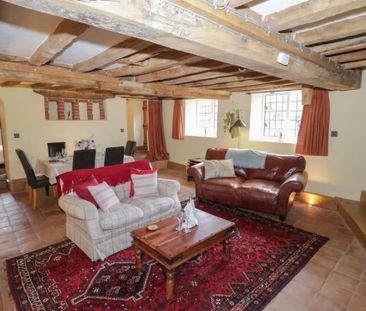 The Malthouse, Four Ashes Hall, Bridgnorth Road - Photo 2