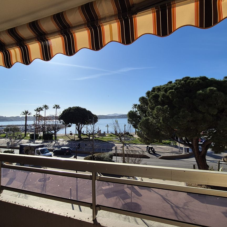 Location Appartement 2 pièces 41m² BANDOL 83150 - Photo 1