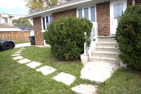 For Lease - 1 Pollard Drive, Toronto, Ontario - Photo 2