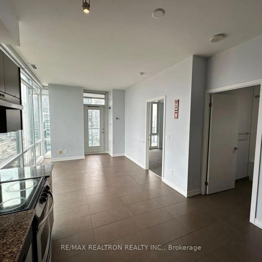 170 Fort York Boulevard #2104 - Photo 1