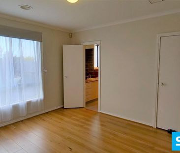 Double Storey Family Home - Photo 6