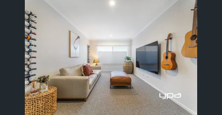 GREAT FAMILY HOME - Photo 3