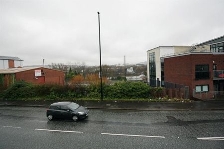 2 bedroom flat to rent - Photo 4
