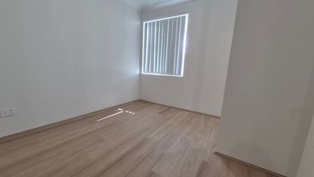 Brand New 3 Bedroom 2 Bathroom House - Photo 2