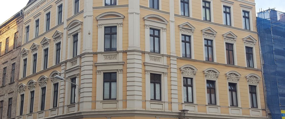 gemütliche 4,5-Raumwohnung mit Esszimmer im Stadtzentrum! - Photo 1