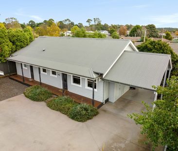 Private and stylish and perfectly positioned for convenient Woodend... - Photo 1