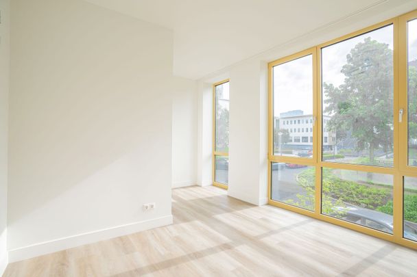 Appartement te huur: Naritaweg 197-A 1043 CB Amsterdam - Photo 1