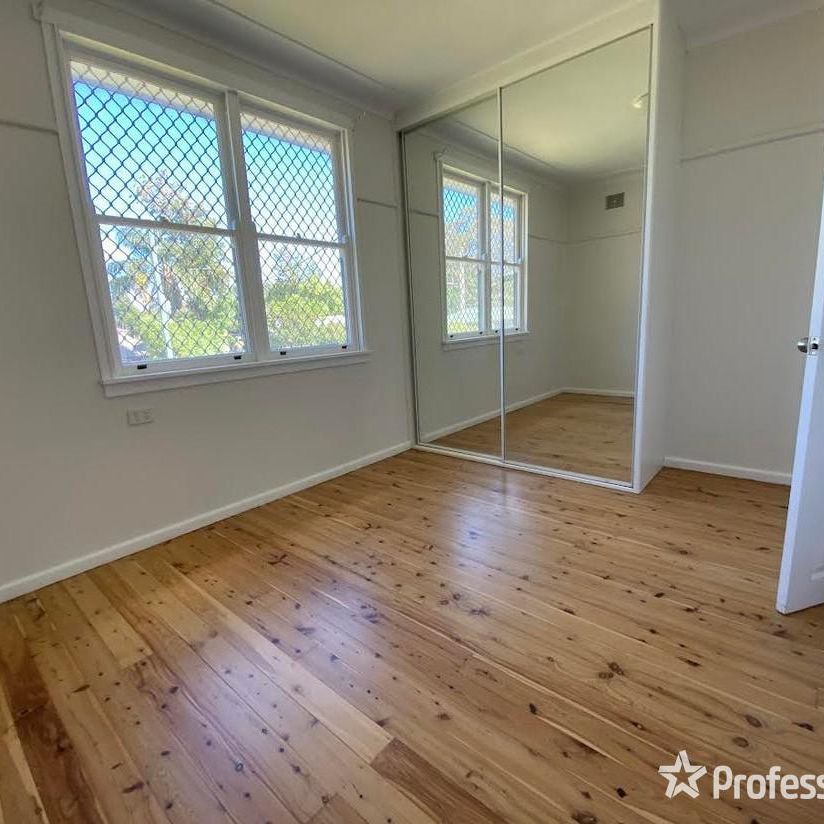 2 Bourne Avenue, Nowra NSW 2541 - Photo 1