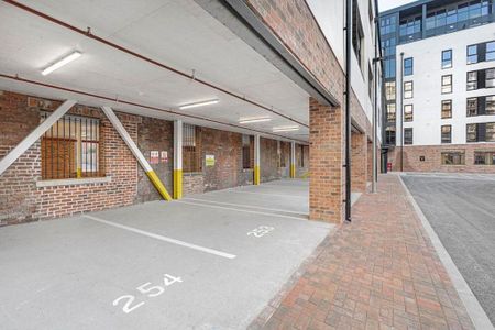 2 bedroom flat to rent - Photo 2