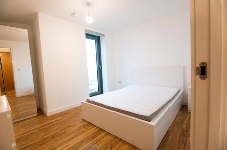 2 bedroom flat to rent - Photo 3