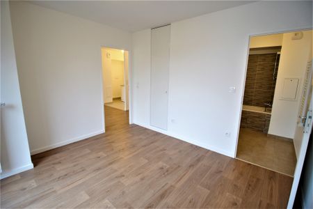 Appartement 39 m² - 2 Pièces - Boissy-Saint-Léger (94470) - Photo 3