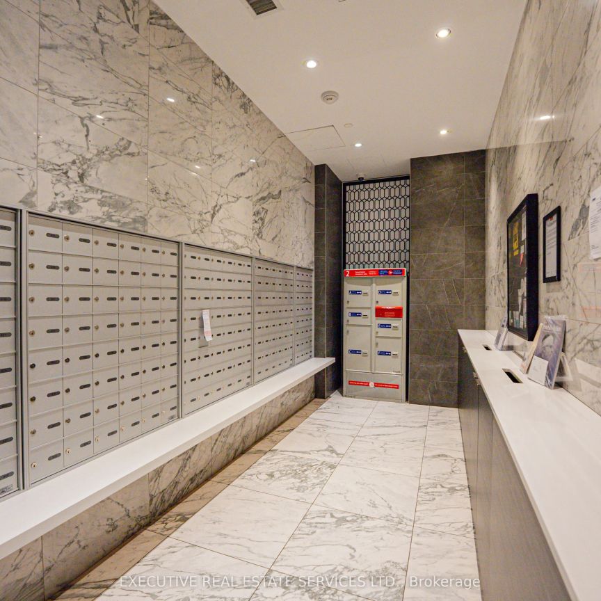 31 Tippett Road #821 - Photo 1