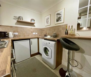 Charminster Road, Bournemouth, Dorset, BH8 - Photo 2