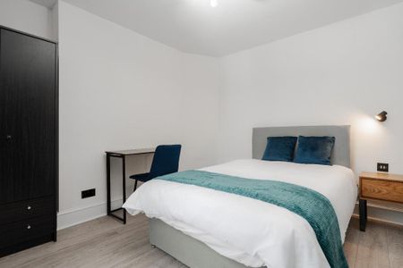 1 bedroom in a house share to rent - Photo 4