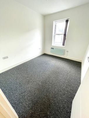 2 Bed Flat, Soundwell Rd, BS15 - Photo 1