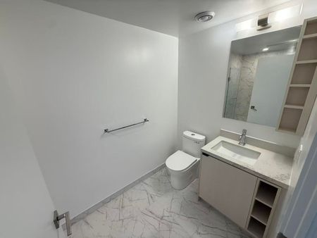 For Lease - 252 church Street Unit# 2201, Toronto, Ontario - Photo 5