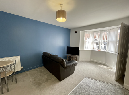 2 bedroom terraced house to rent - Photo 2