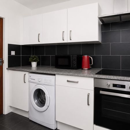 Wolsdon Street, Flat 5, Plymouth - Photo 3