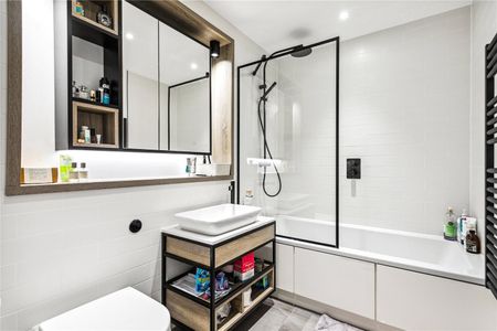 Matcham House, 21 Glenthorne Road, London, W6 - Photo 3