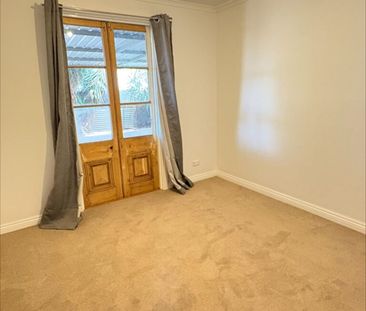 Space, access, and comfort! - Photo 5