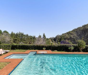 Peaceful acreage cottage with shared amenities - Photo 6