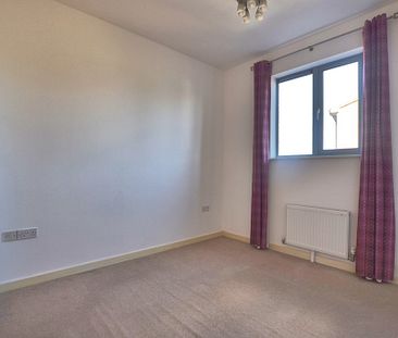 A four bedroom townhouse, within a short walk to Cambridge central ... - Photo 6