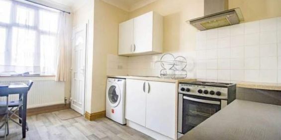 1 bedroom property to rent in London - Photo 3