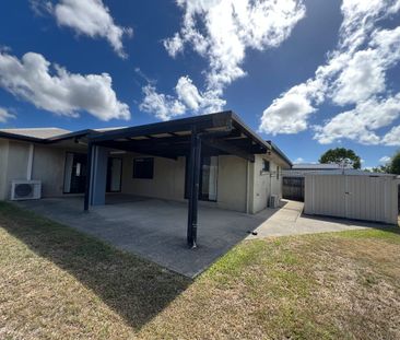 FULLY AIR CONDITIONED - Photo 2