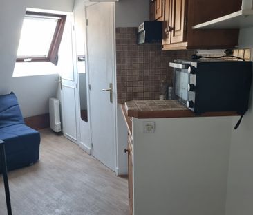 Location Appartement 1 pièce 9m² PARIS 8ème - Photo 4
