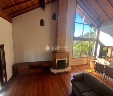 Casa com 3 quartos e 287m² para alugar em Mato Queimado, Gramado. - Photo 1
