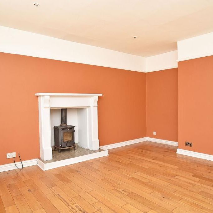 3 bedroom semi-detached house to rent - Photo 1