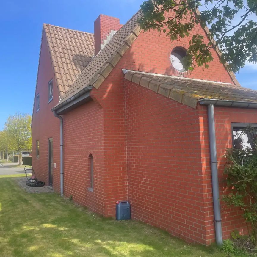 Knappe villa met zuidgerichte tuin in rustige straat - Foto 1