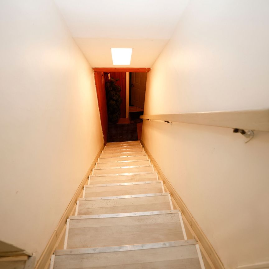 For Lease - 37 Holland Street Unit# 3, Bradford West Gwillimbury, Ontario - Photo 1