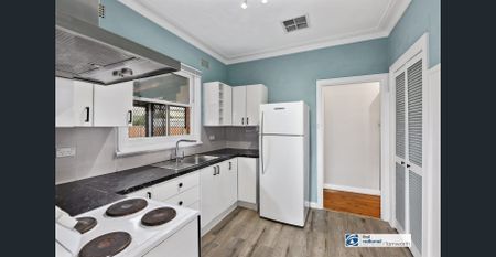 3 Bedroom home - South Tamworth - Photo 4