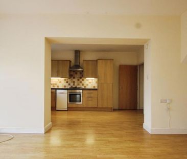 Ocean present a two-storey maisonette located in the gated Valley H... - Photo 3