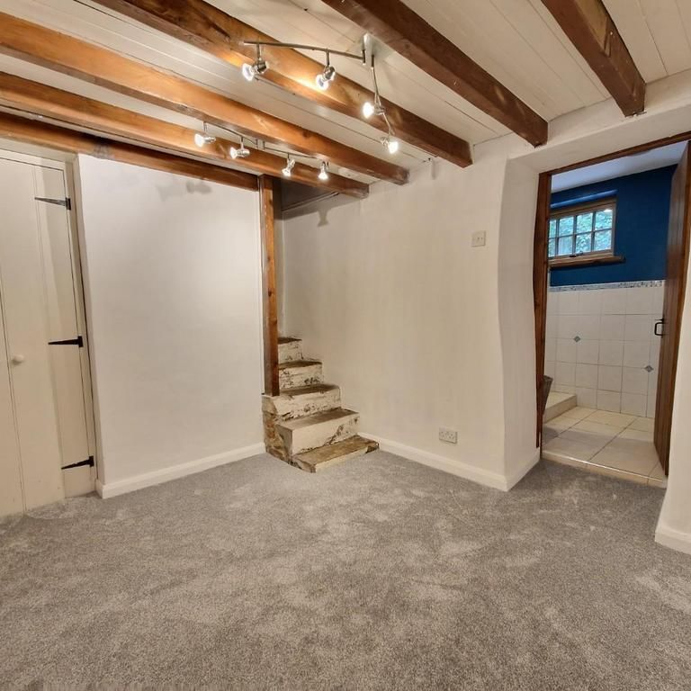 4 bedroom detached house to rent - Photo 1