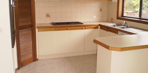 6 MONTH LEASE ONLY - Photo 2