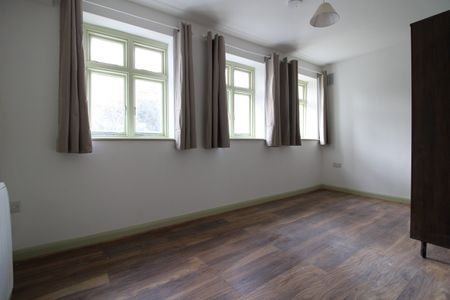 4 Bed Flat, Wickham Road, SE4 - Photo 5