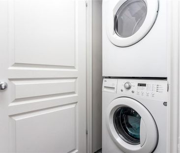 For Lease - 1065 Beryl Private Unit# G, Blossom Park - Airport and ... - Photo 1