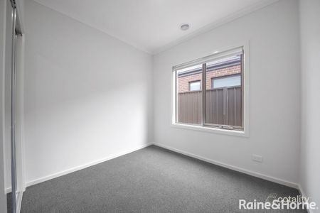 4 Bedroom Family Home - Photo 3