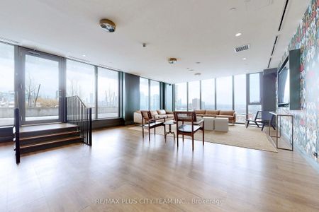 Riverside Square Lofts 15-30 , #817 - Photo 2