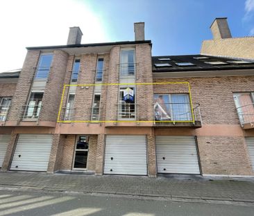 TE HUUR: Twee-slaapkamerappartement in het centrum van Tielt. - Photo 1