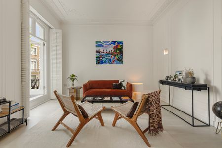A Three-Bedroom Lateral Apartment on Westbourne Gardens, Bayswater - Photo 3