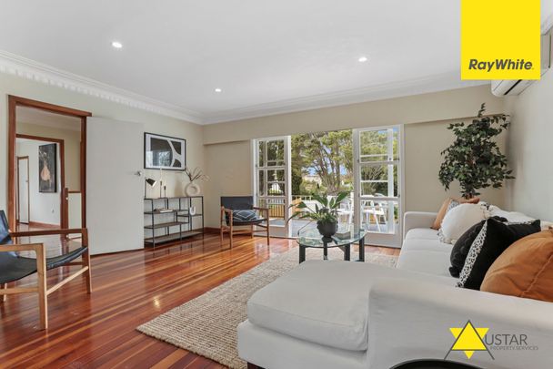 Stylish Family Home in Sought-After New Lynn - Photo 1