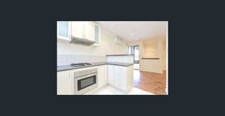 Low Maintenance Villa Living In Riverside Mount Pleasant - Photo 2