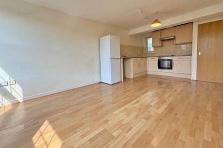 1 bedroom flat to rent - Photo 5