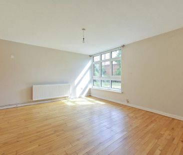3 bedroom flat to rent - Photo 1