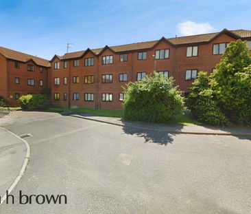 Parsonage Road, West Thurrock - Photo 4