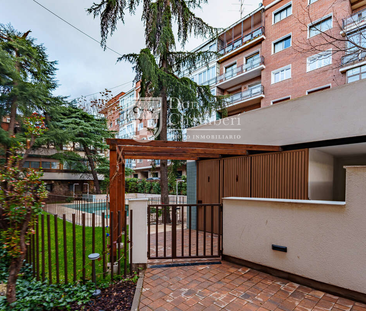 FABULOUS APARTMENT IN PUERTA DE HIERRO - Photo 6