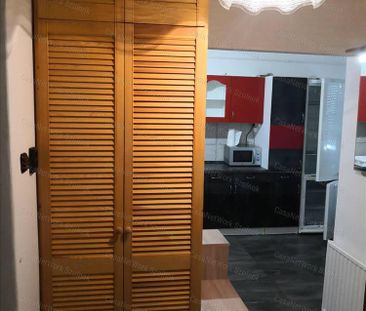 Kiadó felújított lakás - Szolnok - Photo 1